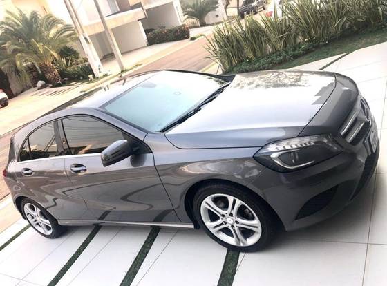 MERCEDES-BENZ CLASSE A 1.6 200 TURBO URBAN GASOLINA 4P AUTOMATIZADO